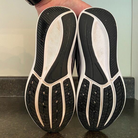 Girl's Star Runner 3 Shoes - Size 3.5Y - Picture 8 of 8